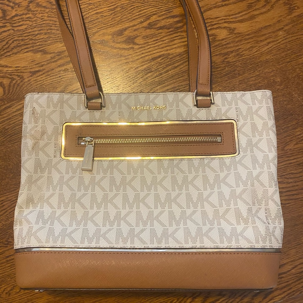 Michael Kors white purse with logo